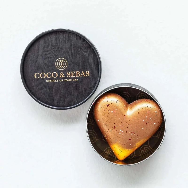 Love - brons pure chocolade hartje Coco & Sebas chocolade cadeau